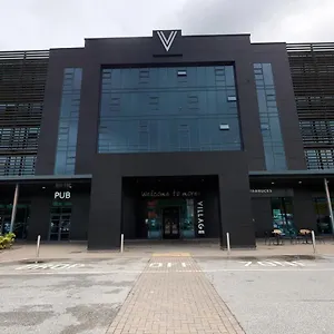 Village South 4*, Leeds (West Yorkshire) United Kingdom